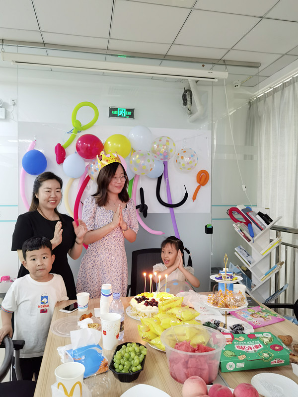 生日_副本.jpg 生日_副本.jpg